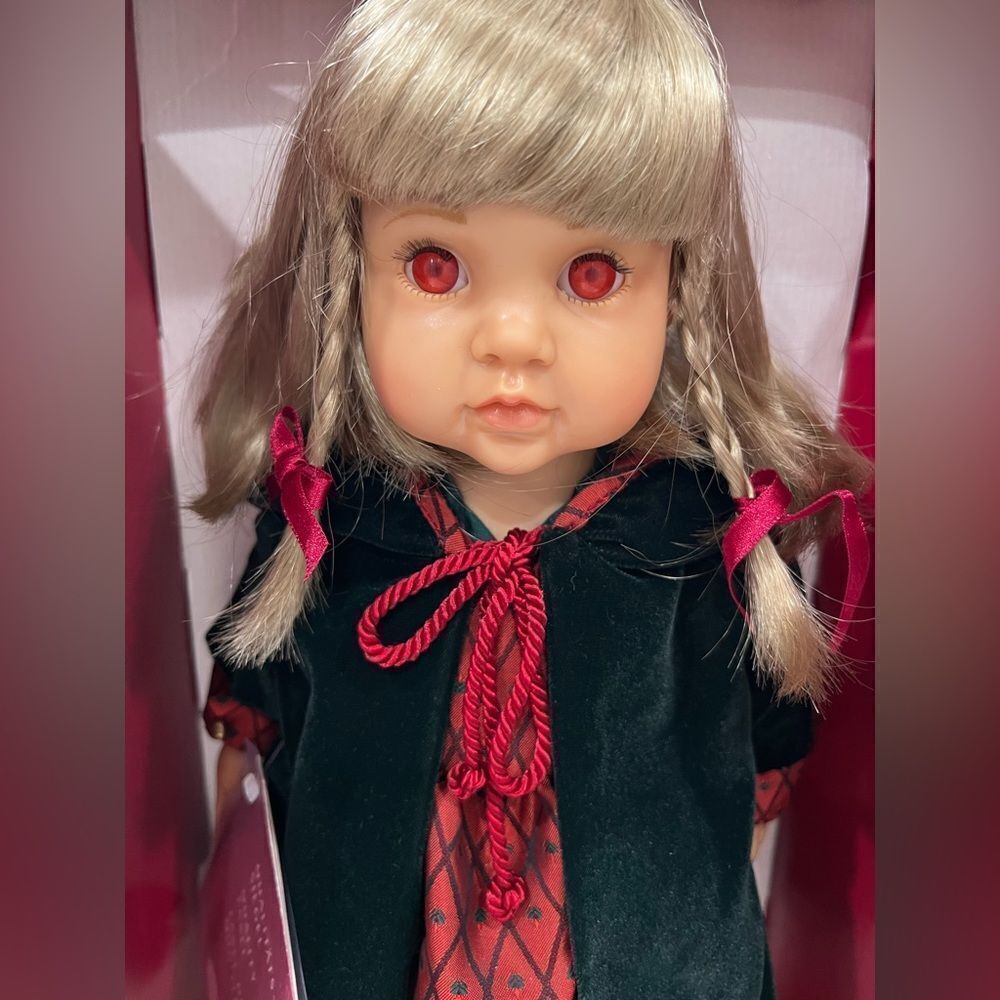 VINTAGE GOTZ German Noelle Doll In Box *Rare only 1,500 made LIMITED EDITION - Picture 3 of 16